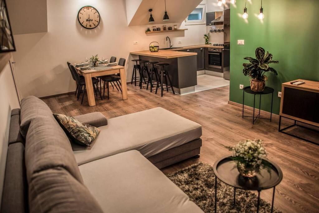 Soul House Omis Apartamento Exterior foto